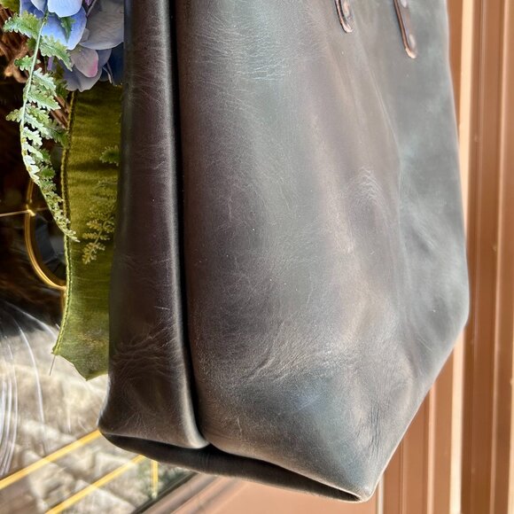 KMM & Co Horween Cobalt Dublin East West Tote - Picture 11 of 16